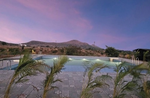 Saputara Cottage | Shreephal Luxurious Resort