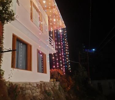 Nainital House | shri Chandra homestay kainchidham