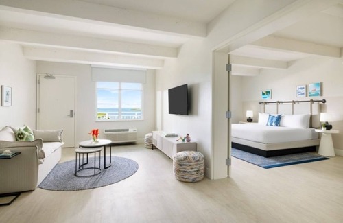 New Town House | Shuttle to Town, Stay for the Party, Poolside Fun | Key West’s New Hot Spot