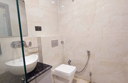 Mathura House | Shyam palace inn