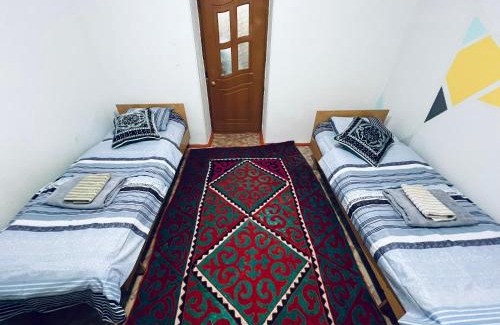 Naryn House | SIA Guest House