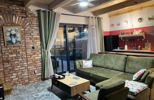 Zwierzyniec Apartment | Sielski Zaułek Guciów u Dorotki -Basen,Jacuzzi,Sauna