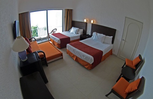 Peninsulas de Santiago Resort | Sierra Mar All Inclusive at Tesoro
