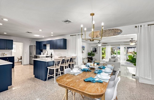 Bay Isle House | Siesta Dolce | Luxury Siesta Key Home w/Private Heated Pool, Close To Beach!