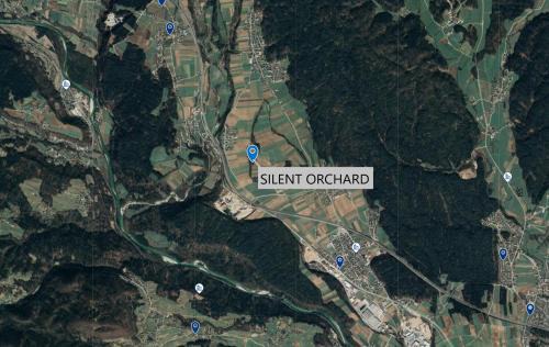 Naklo House | Silent Orchard