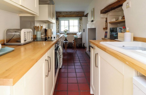 Fourstones Near Bentham Cottage | SILK COTTAGE, pet friendly, with open fire in Bentham, Yorkshire