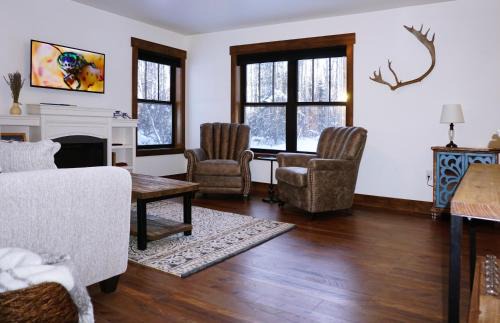 Susitna North House | Silver Birch Vacation Rental