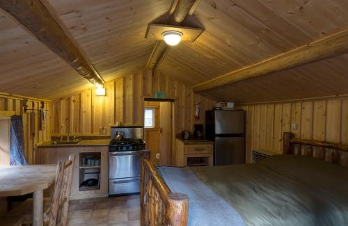 Silver Gate Hotel | Silver Gate Lodging