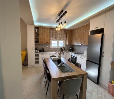Asimi House | Silver House