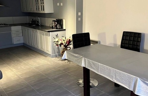Venansault House | Simple Maison à la Compagne