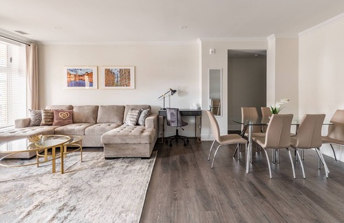 Smiths Falls Apartment | Simply Comfort. Rideau 2Br Signature Apartment Free Parking