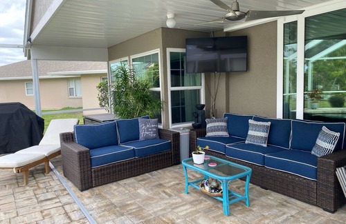 Deep Creek House | Single family, 4 bedroom, 2.5 bath, 2 car garage, lanai w/pool, outdoor shower.