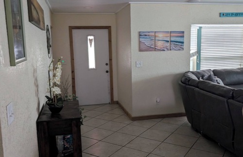 Englewood House | Single Family saltwater pool house with fenced in backyard close to the beach.