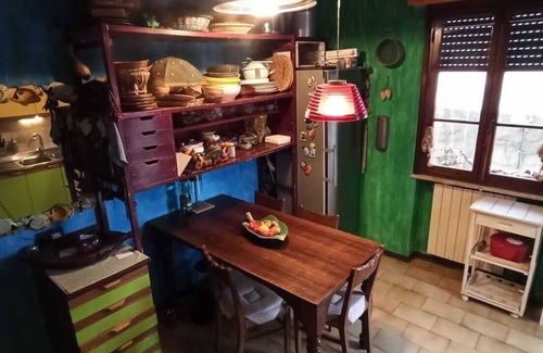 Torre del Lago Puccini Villa | Single cottage with 6 beds and garden (CIN: IT046033C2FHIIU2HV)