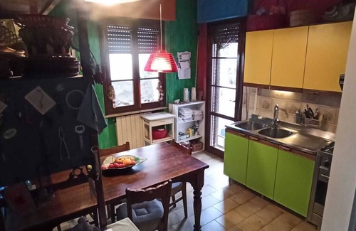 Torre del Lago Puccini Villa | Single cottage with 6 beds and garden (CIN: IT046033C2FHIIU2HV)