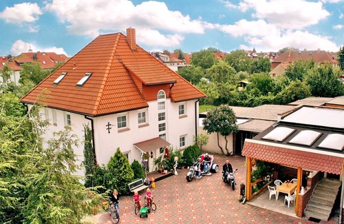 Hoyerswerda Cottage | Single Room - Pension Henze
