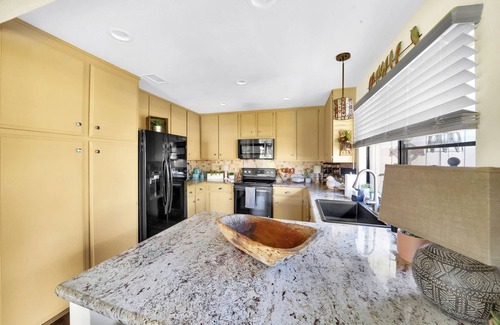 San Juan Capistrano House | Single Story Home! Pool! Walk to Golf Course! San Juan Capistrano!-CASA DEL SOL