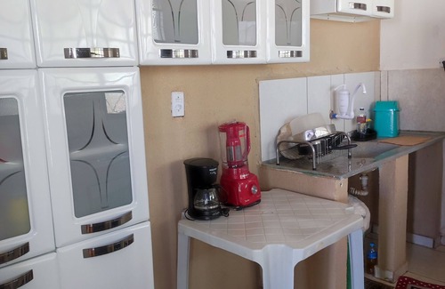 Aero Rancho House | Single storey house with large backyard