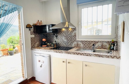 Vinuela Apartment | Single studio, pool, Viñuela, Costa Del Sol