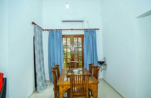 Pitabeddara Villa | Sinharaja Villa