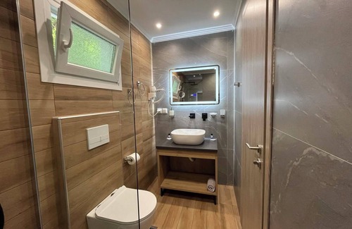 Paralia Skotinis Hotel | Sintrivanis Beach Resort