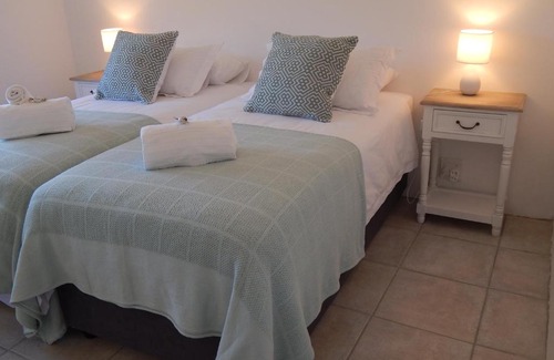 Ladismith House | Sipreslaan Selfsorg Gastehuis