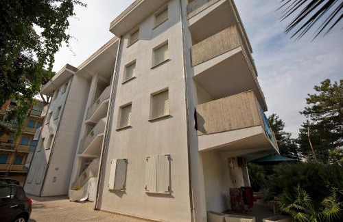 Lido degli Estensi Apartment | SIRENA RESIDENCE