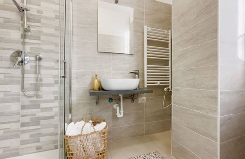 Lissone Apartment | Sirio Suit Monolocale