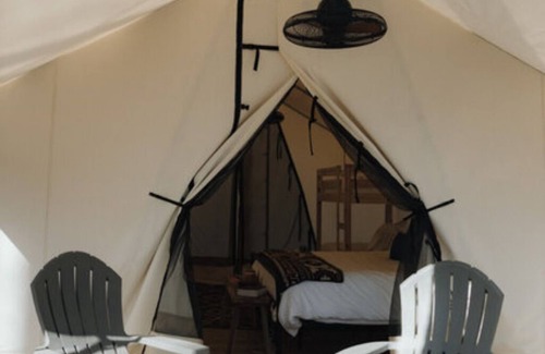 Brownsboro RV Rental | Site #40 Deluxe Safari