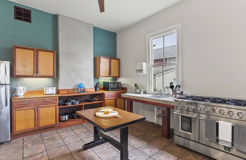 Mid-City Bed & Breakfast | Site 61 Guesthouse