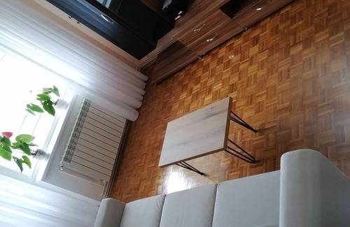 Cluj-Napoca Apartment | Situat la 2 km de centrul orasului si Parcul Central & 1 km de parcul Cetatuia