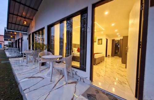 Bail Parao Hotel | Six seasons resort