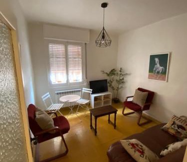 Logrono Apartment | Six wine lovers in Logroño