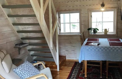 Axvall Bed & Breakfast | Sjöbacken Gård
