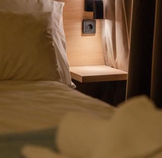 Henningsvaer Hotel | Skata Hotel Henningsvær