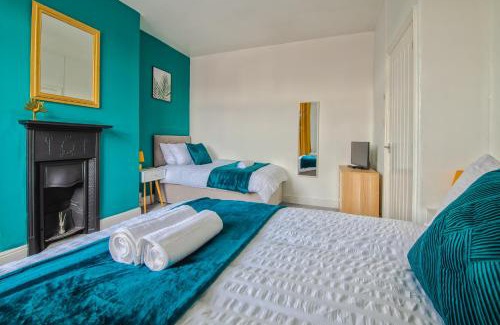 Chapeltown House | Skelton house - Short stay leeds