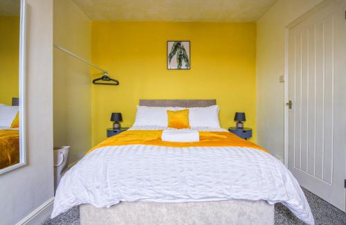 Chapeltown House | Skelton house - Short stay leeds