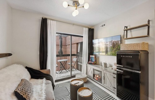 North Park City Condo | Ski-In/Out Mountain Bunker Luxury Studio Sleeps 6