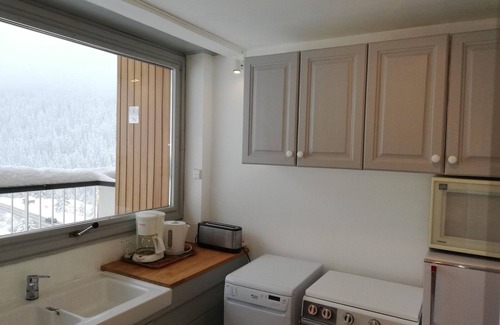 Courchevel Apartment | Ski-in studio near center, balcony, parking, pets allowed