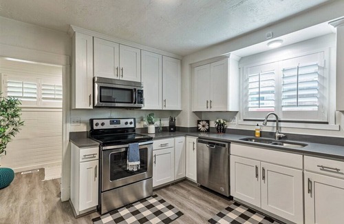 Millcreek House | SKI UTAH! Visit SLC, 30+ day Stays, Pet friendly!