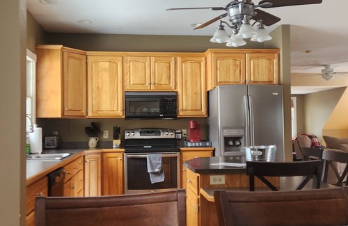 Rumford House | Skiing, snowshoeing, snowmobile/ATV trails, hunting, hiking and kayaking