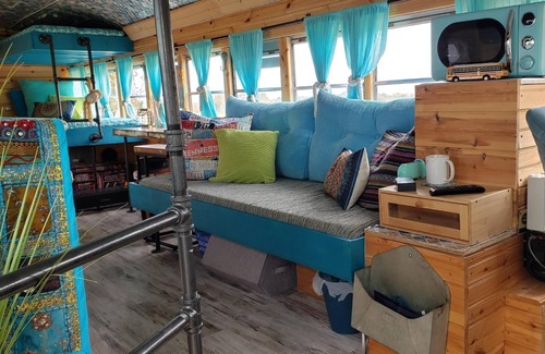 Centre Cottage | Skoolie Glamping