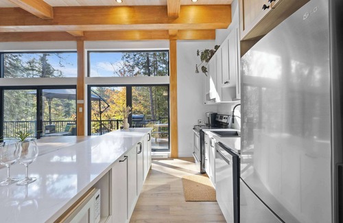 Saint Come Ski Chalet | SKOV Chalets | Brand New | Riverside | Spa and Sauna