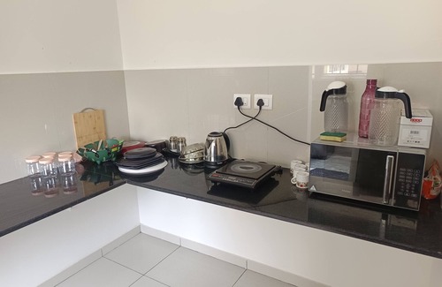 Bengaluru Apartment | Skyhigh 2-bedroom apartment in fantastic Whitefield with WiFi