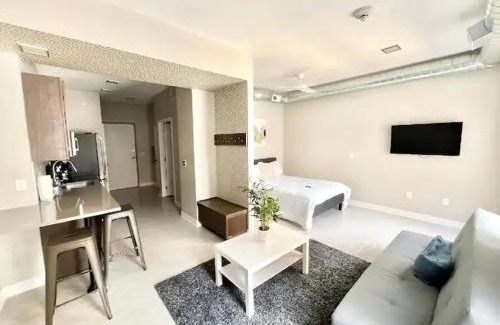 Downtown Des Moines Apartment | Skywalk Access #1