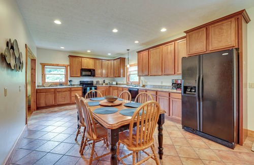 Snowshoe House | Slaty Fork Home ~ 6 Mi to Snowshoe Mountain Resort