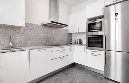Cortes Apartment | Sleek Huertas-Cortes 3BR, in Las Letras & heart of Madrid, by Blueground