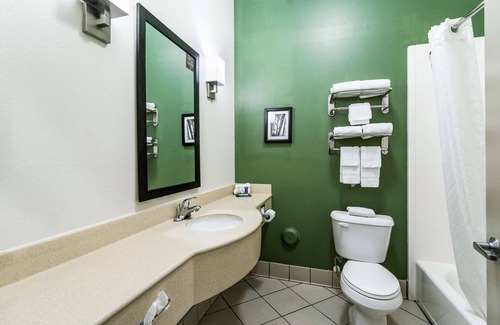Smithfield Hotel | Sleep Inn & Suites Smithfield near I-95