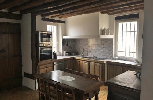 Carnetin House | Sleep near Disney Paris
