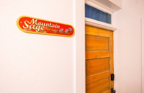 Centennial Apartment | Sleep up to 4 - 2 Queens in Historic Centennial Hotel